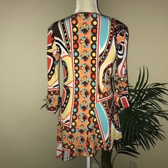 Barbara Lesser Asymmetrical Stretch Top S - Picture 6 of 7